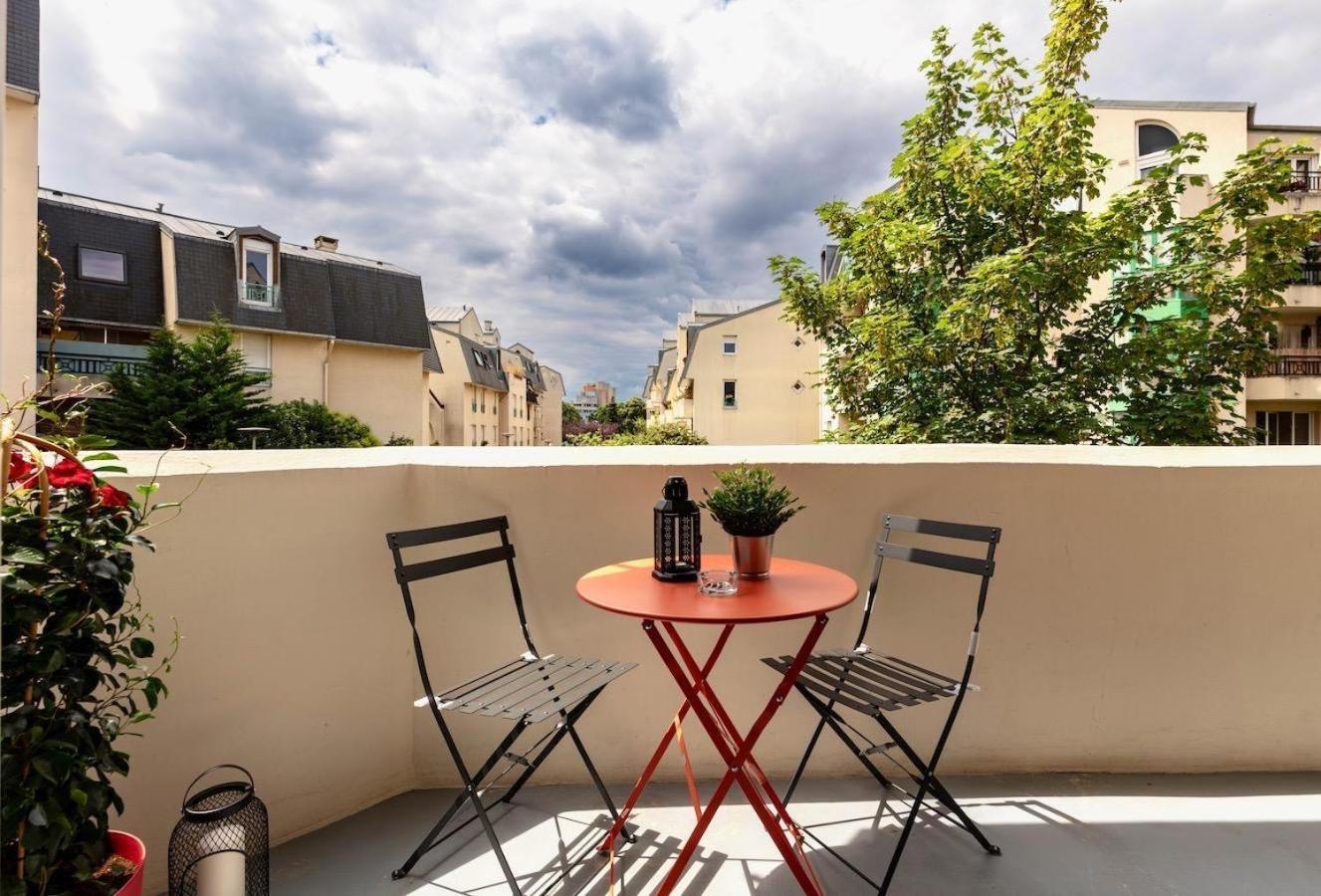 Charmant Refuge Avec Jardin, A 6 Minutes A Pied Du Metro Creteil L Echat-Lovely Retreat With Garden, Located A 6-Minute Walk From Creteil L Echat Metro Station Экстерьер фото