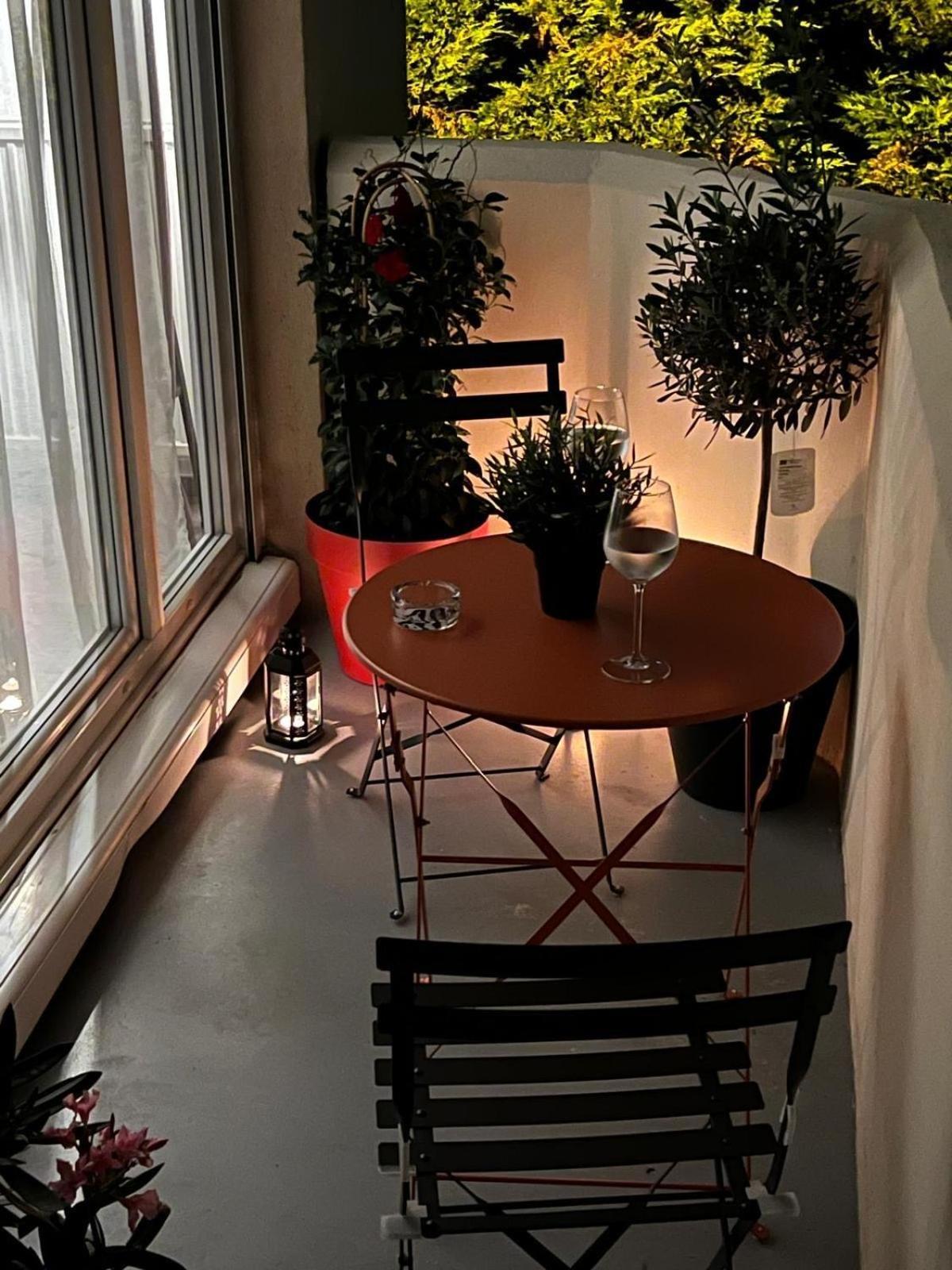 Charmant Refuge Avec Jardin, A 6 Minutes A Pied Du Metro Creteil L Echat-Lovely Retreat With Garden, Located A 6-Minute Walk From Creteil L Echat Metro Station Экстерьер фото